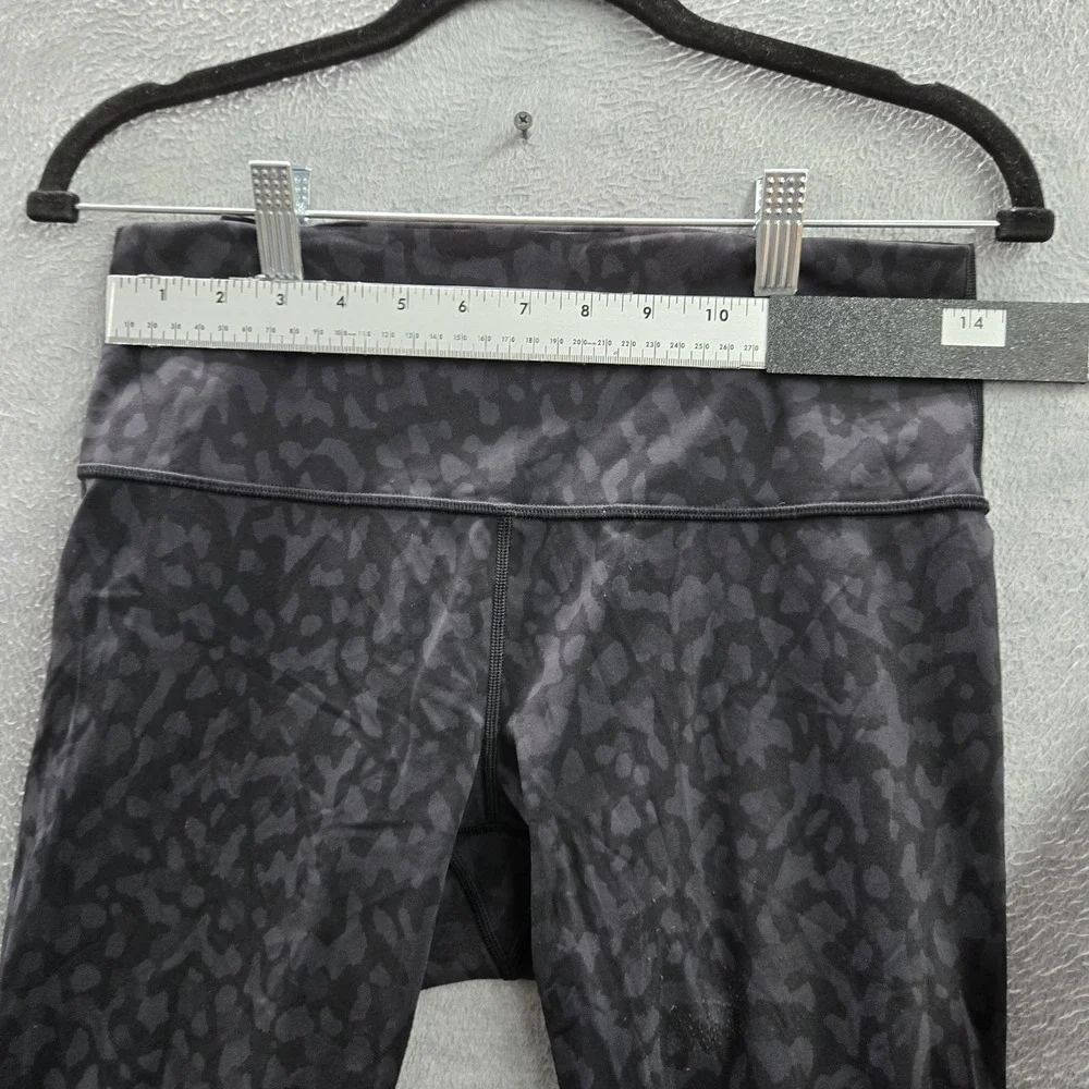lululemon athletica *please carefully